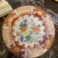Piatto decorato a mano