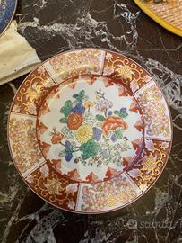 Piatto decorato a mano