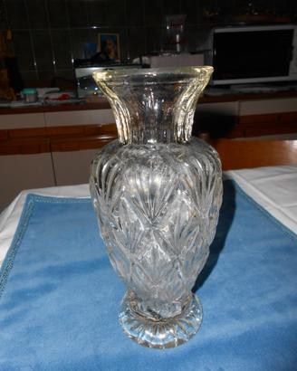 Vaso in vetro portafiori