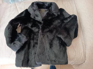 Giubbino GUESS in ecopelliccia NERO 