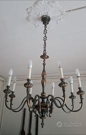 Splendido Lampadario vintage a 8 luci in  ottone 