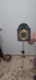 orologio a pendolo in ottone anni 40