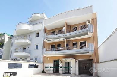 Locale commerciale via cadore c/o v.le trentino