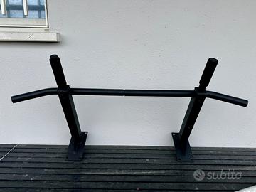 Barra per trazioni da muro