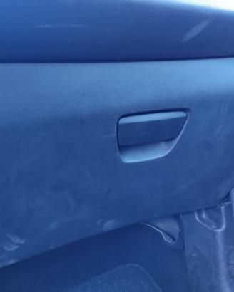Cassetto portaoggetti PEUGEOT 208 del 2012