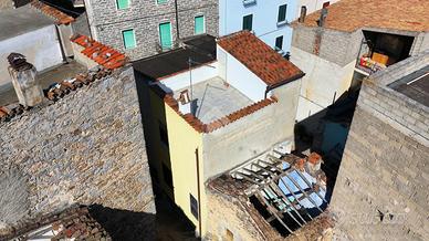 CASA SEMINDIPENDENTE A ORGOSOLO