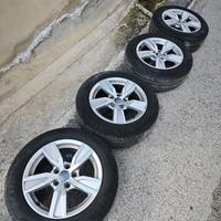 Ruote complete 205/60 R16 per AUDI A4 B9