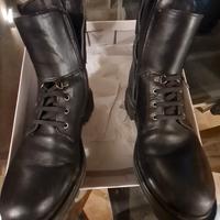 anfibi militari neri n° 44