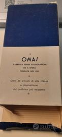 Set biro Omas