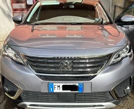 Peugeot 5008 s&s 7posti