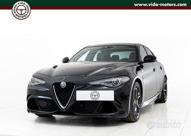Alfa Romeo Giulia Quadrifoglio MANUALE * 200 ESEMP