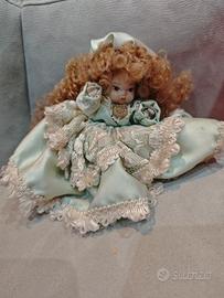 bambola in porcellana