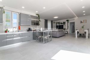 Elegante Trilocale con Terrazzo Living e Box