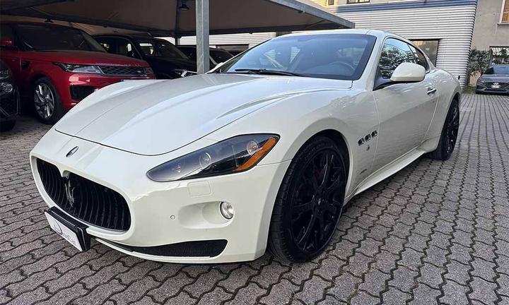 MASERATI GranTurismo 4.7 S (AUTOMATICA CON LEVA)
