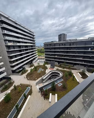 Trilocale nuovo piano alto con box pronto subito