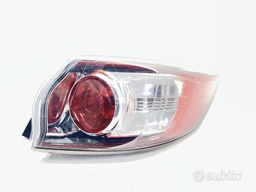 STOP FANALE POSTERIORE DESTRO MAZDA 3 Berlina Seri