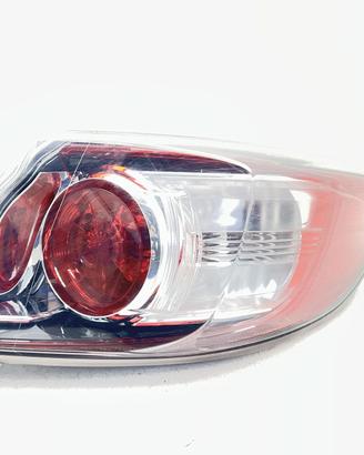 STOP FANALE POSTERIORE DESTRO MAZDA 3 Berlina Seri