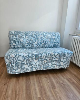 Divano letto compatto con fantasia geometrica azzu