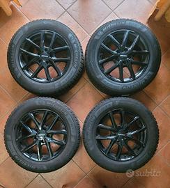 set 4 cerchi lega gommati invernali VAG