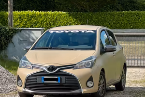 Toyota yaris 2016