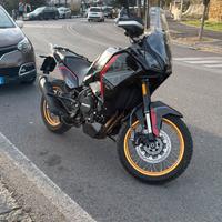 Morini x-cape 700 2025