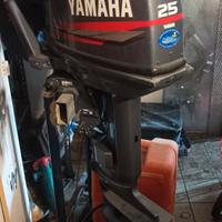 Motore fuoribordo 2 tempi Yamaha 25 cv