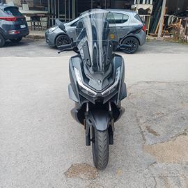Voge Sr3 nero opaco 300 cc anno 2025