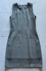 Abito a tubino completo di trench grigio tortora