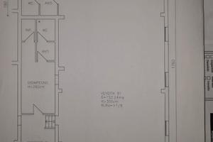 Locale commerciale/ufficio di 230 mq in zona ad al