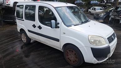 FIAT DOBLO' 2008 SOLO PER RICAMBI