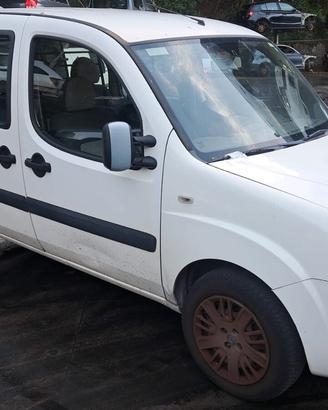 FIAT DOBLO' 2008 SOLO PER RICAMBI