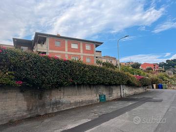 appartamento  tre vani con garage