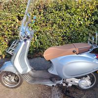 Vespa 50 primavera Pic nic