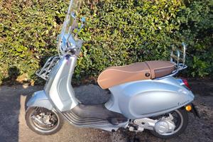 Vespa 50 primavera Pic nic