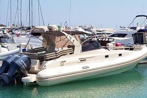 Solemar 33 Night&Day 2 x 300 YAMAHA