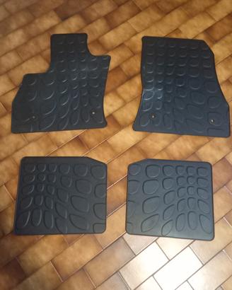 Tappeti e coprisedili Fiat 500l