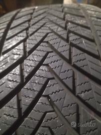 215/55/R16 quattro stagioni 