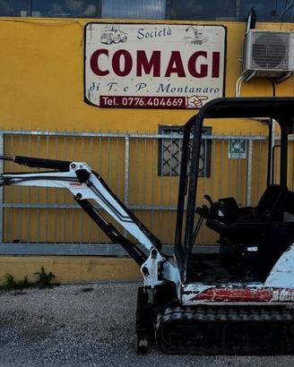 MINIESCAVATORE BOBCAT 320
