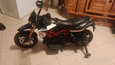 Moto Aprilia Dorsoduro 
