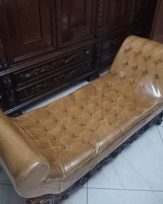 Divanetto per arredamento classico 