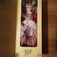 Bambola di porcellana