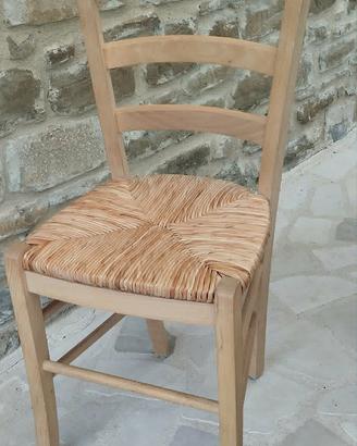 8 sedie rustiche in legno e paglia