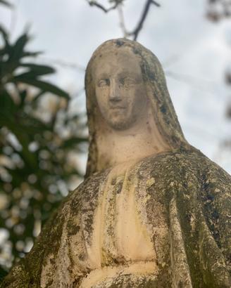 Statua madonna piedistallo cemento arredo giardino