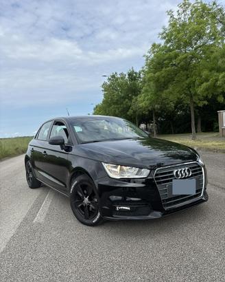 Audi a1 sportback 1.4TDI 90CV NEOPATENTATO