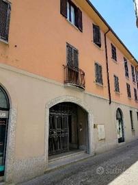 Negozio a Oggiono