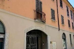 Negozio a Oggiono
