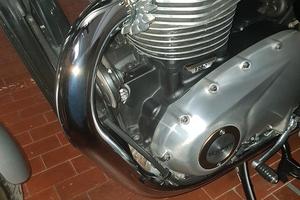 Triumph BonnenvilleT120