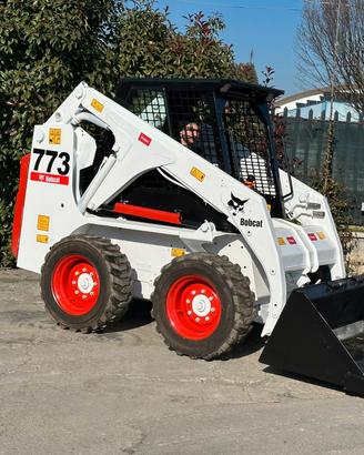 P165 Mini Pala 27 q Bobcat 773