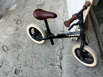 bicicletta senza pedali 