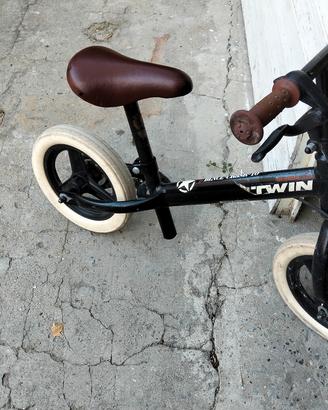 bicicletta senza pedali 